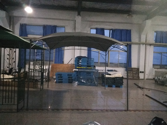 Patio exterior Carport com estrutura de aço 3 * 3M Parede de sol Jardim Branco Casamento Canopy telhado