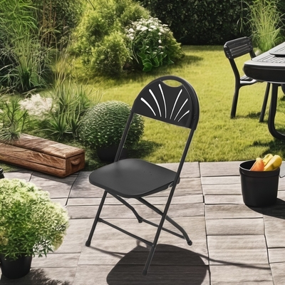 Assento de plástico branco cadeira dobrável de metal empilhável para jardim ao ar livre parques de casamentos