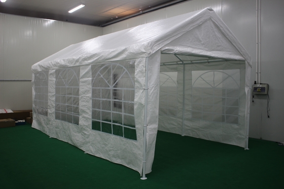 Carport externo 3X6M Churrasco de jardim com porta e janelas Madeira tratada sob pressão natural