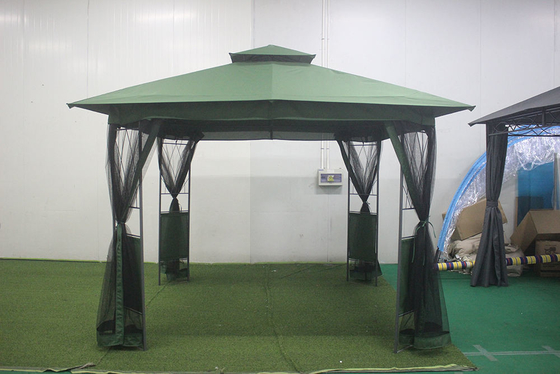 Casas de tenda grandes Galpões impermeáveis e galpões portáteis de ferro com mosquiteiro
