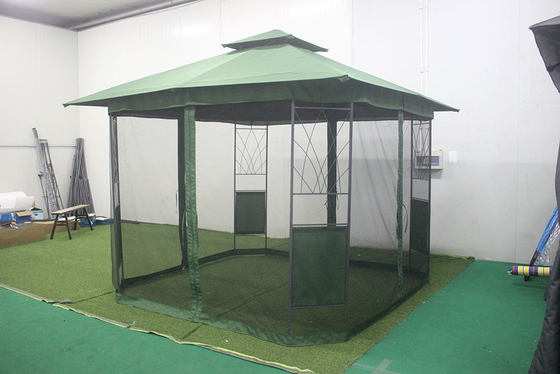 Casas de tenda grandes Galpões impermeáveis e galpões portáteis de ferro com mosquiteiro