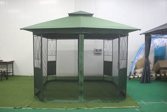 Casas de tenda grandes Galpões impermeáveis e galpões portáteis de ferro com mosquiteiro