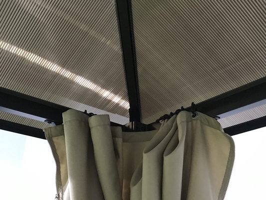 Gazebo exterior para utensílios de jardim 3x3.65x2.6M telhado de policarbonato com tope único