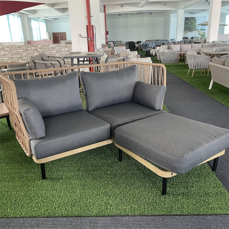 Mobiliário de jardim moderno de alumínio Bistro Sofá de Rattan Conjunto para jantar de luxo