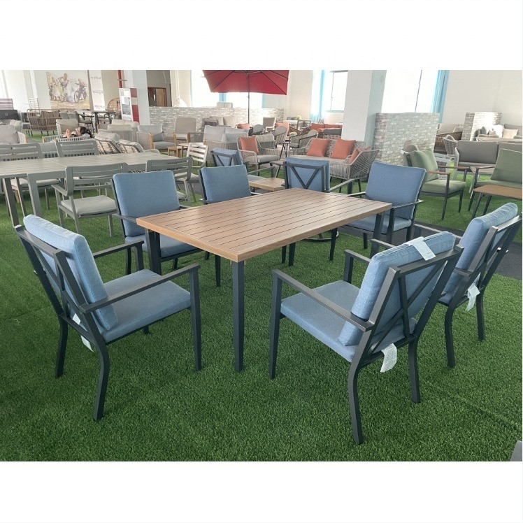 Colorido personalizável Mobiliário de jardim de exterior Sofá de rotão de alumínio para mesa de luxo